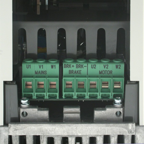Photo of ABB ACH550 IP21 - 11kW 400V 3ph - AC Inverter Drive Fan/Pump Speed Controller