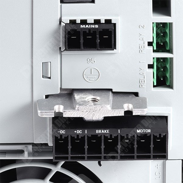 Photo of Danfoss FC-302 IP20 5.5kW 500V 3ph AC Inverter Drive, C3 EMC, Coated PCB&#39;s