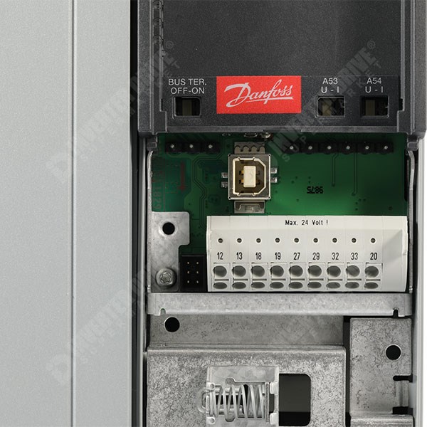 Photo of Danfoss FC 102 HVAC IP20 15kW 400V 3ph AC Inverter, C1 EMC