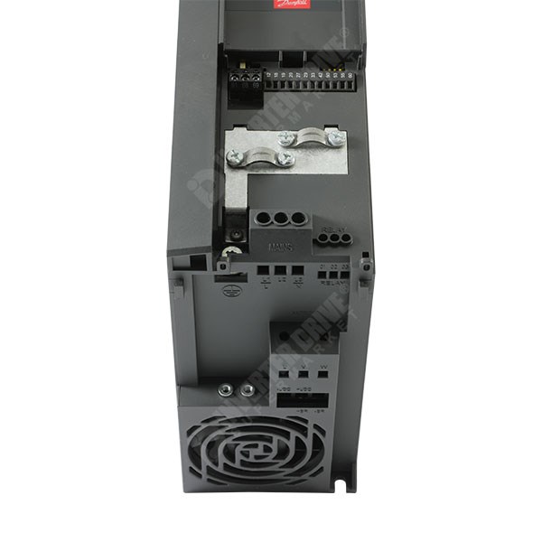 Photo of Danfoss FC 51 Micro 4kW 400V 3ph AC Inverter Drive, HMI, Pot, DBr, C2 EMC