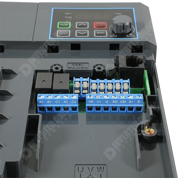 Photo of LS G100 IP20 7.5kW/11kW 400V 3ph AC Inverter Drive, DBr, C3 EMC