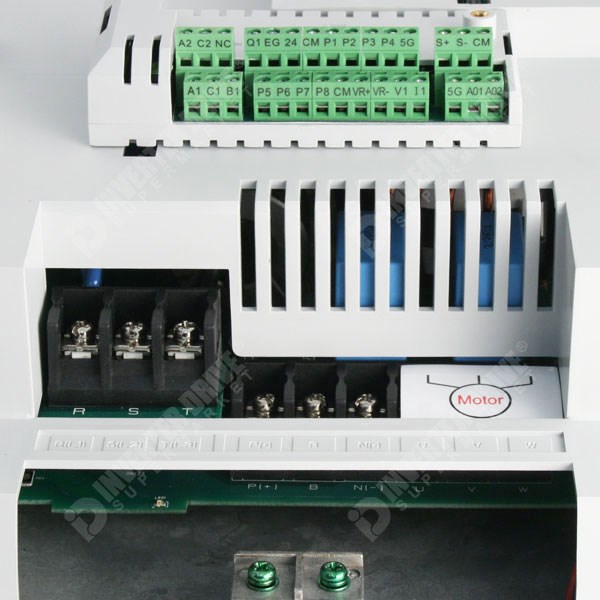 Photo of LS Starvert iS7 - 5.5kW 400V - AC Inverter Drive Speed Controller with Keypad