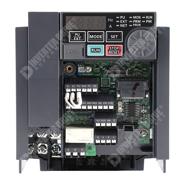 Photo of Mitsubishi E820S IP20 1.5kW 230V 1ph to 3ph AC Inverter, DBr, STO, Unfiltered