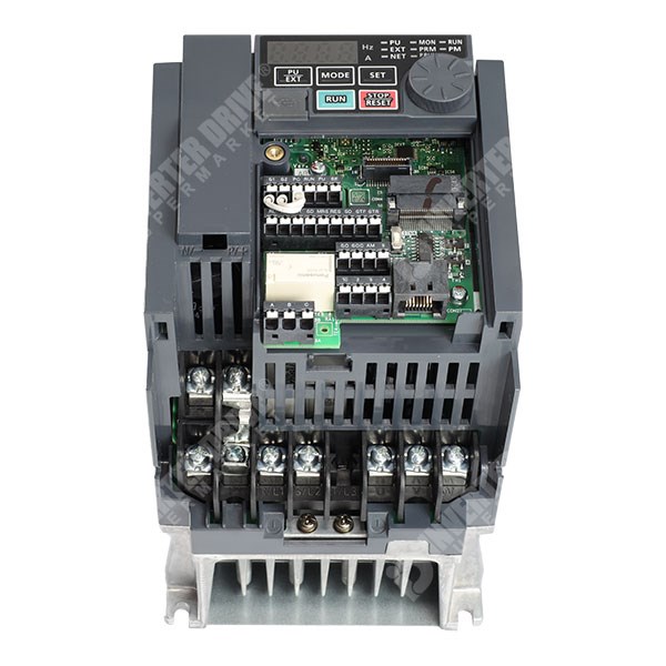 Photo of Mitsubishi E820S IP20 1.5kW 230V 1ph to 3ph AC Inverter, DBr, STO, Unfiltered