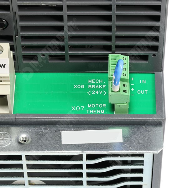 Photo of Parker SSD 890CD 22kW 400V Common DC Bus Inverter Drive, STO, C3 EMC