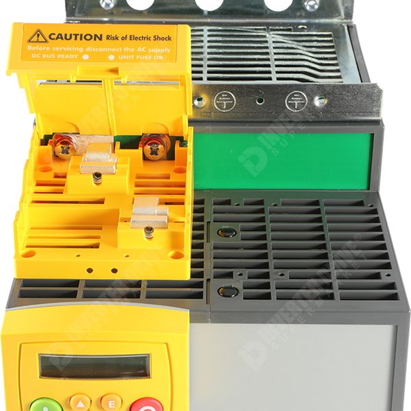 Photo of Parker SSD 890CD 22kW 400V Common DC Bus Inverter Drive, STO, C3 EMC