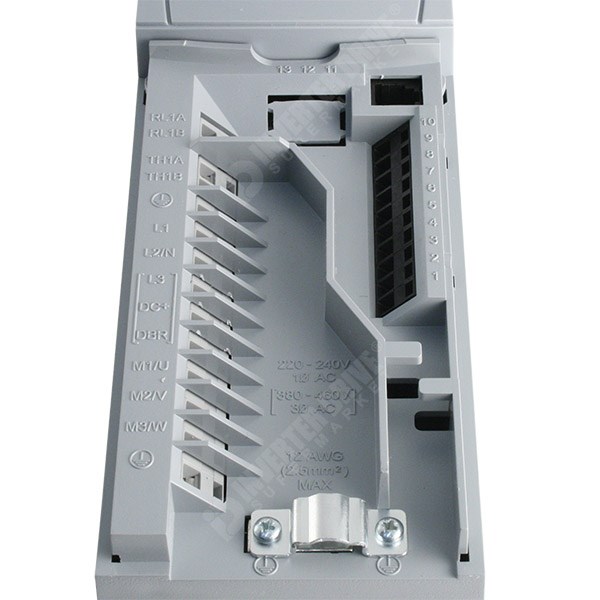 Photo of Parker SSD 650 0.55kW 400V 3ph AC Inverter Drive, Local Keypad, C2 EMC