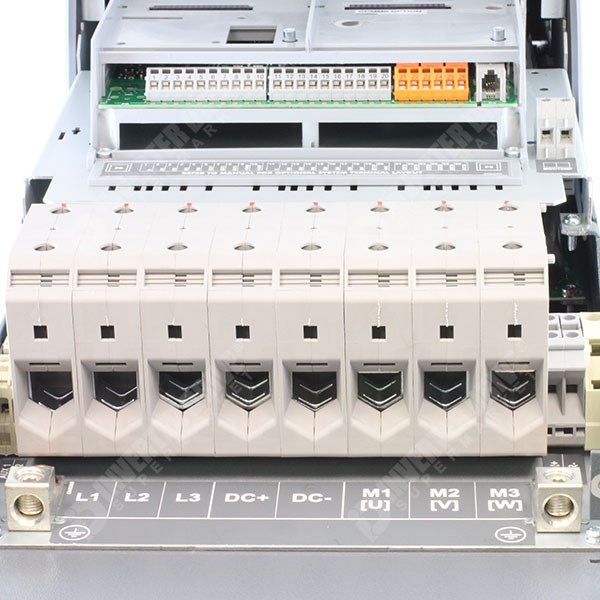 Photo of Parker SSD 690PF 90kW/110kW 400V AC Inverter Drive, 230V Fan