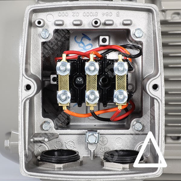 Photo of Innomotics Simotics GP IE3 4kW Three Phase Motor 400V/690V 2 Pole 112M Frame B3