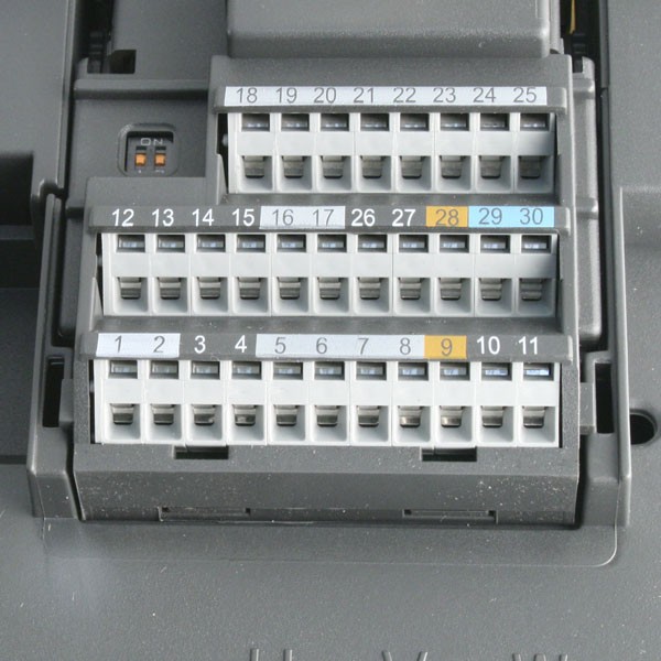 Photo of Siemens Micromaster 440 3kW 230V 1ph to 3ph AC Inverter Drive, DBr, Unfiltered