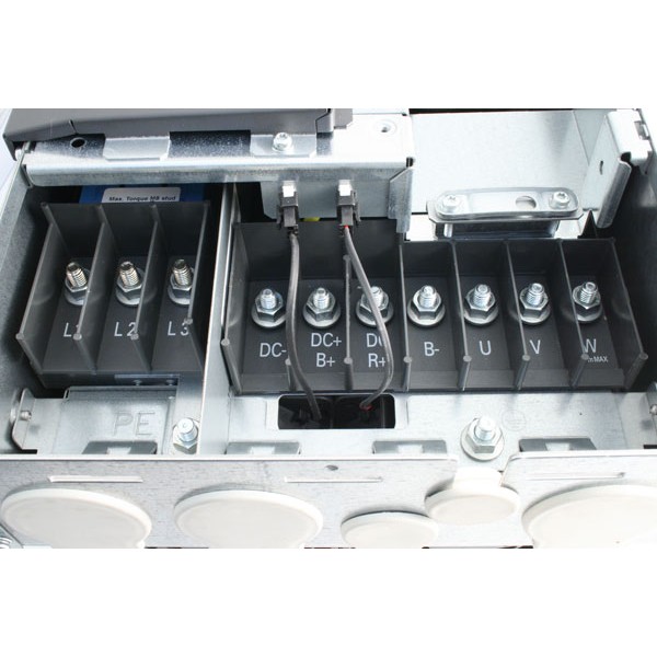 Photo of Siemens Micromaster 440 30kW/37kW 400V 3ph AC Inverter Drive, DBr, C3 EMC