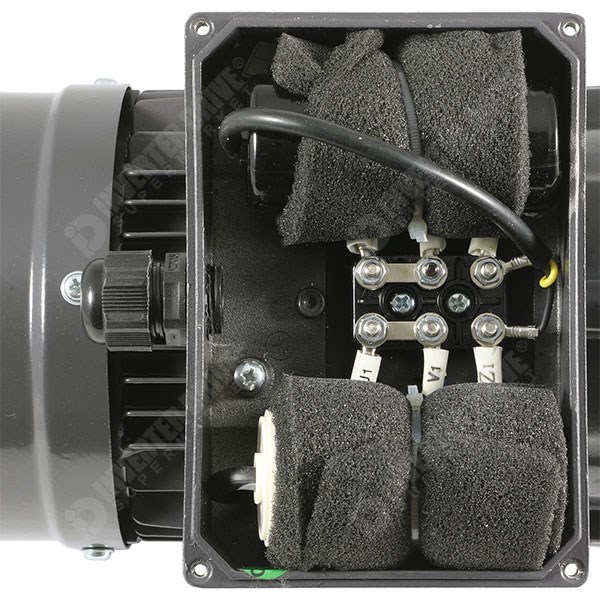Photo of TEC - 230V Single Phase Motor 0.37kW (0.5HP) Cap Start 2P 71F Flange