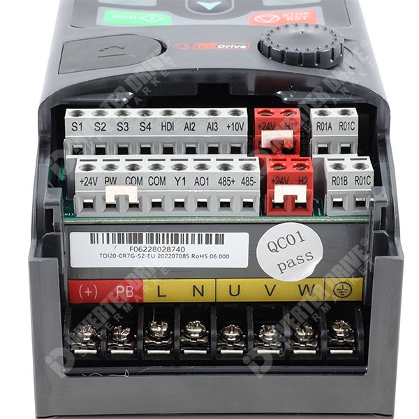 Photo of TEC TDi20 IP20 0.75kW 230V 1ph to 3ph AC Inverter, DBr, STO, C3 EMC