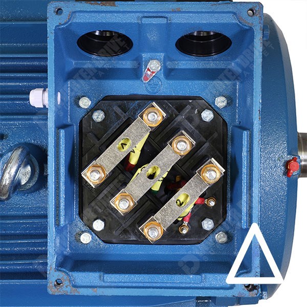 Photo of Universal IE3 37kW Cast Iron Three Phase Motor 400V/690V 4 Pole 225S Frame B35
