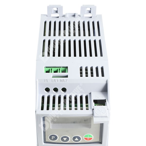 Photo of WEG CFW300  IP20 1.5kW 230V 1ph to 3ph AC Inverter Drive, Unfiltered